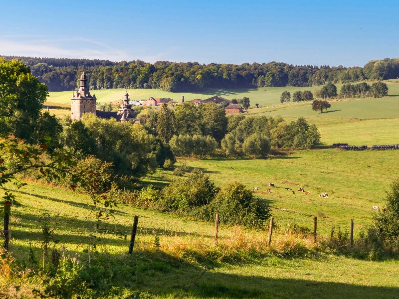 Zomer 2024: Ontdek de Verborgen Parels van Midden-Limburg met Peeters Fietsverhuur