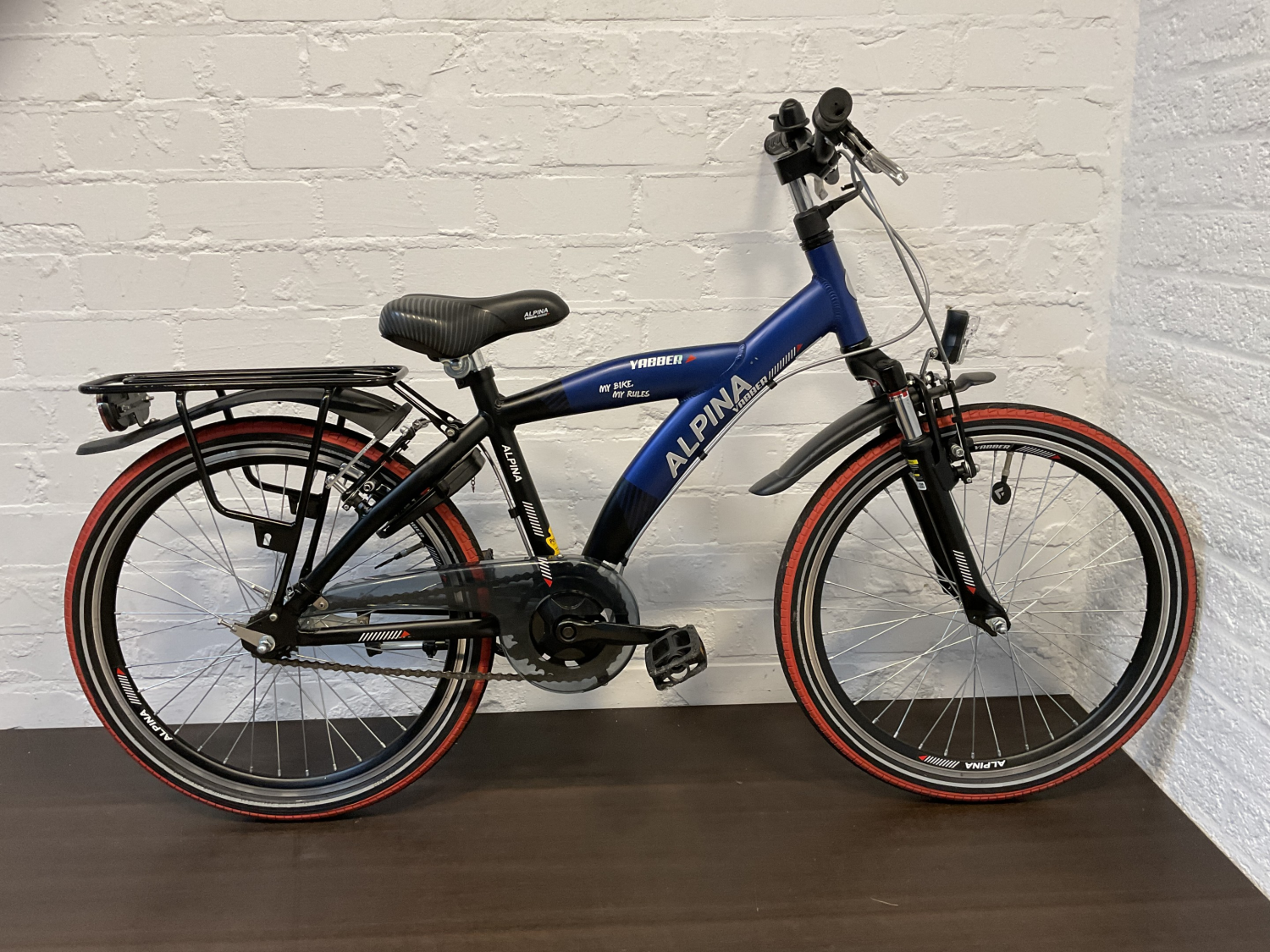 Alpina Yabber J22 Rn