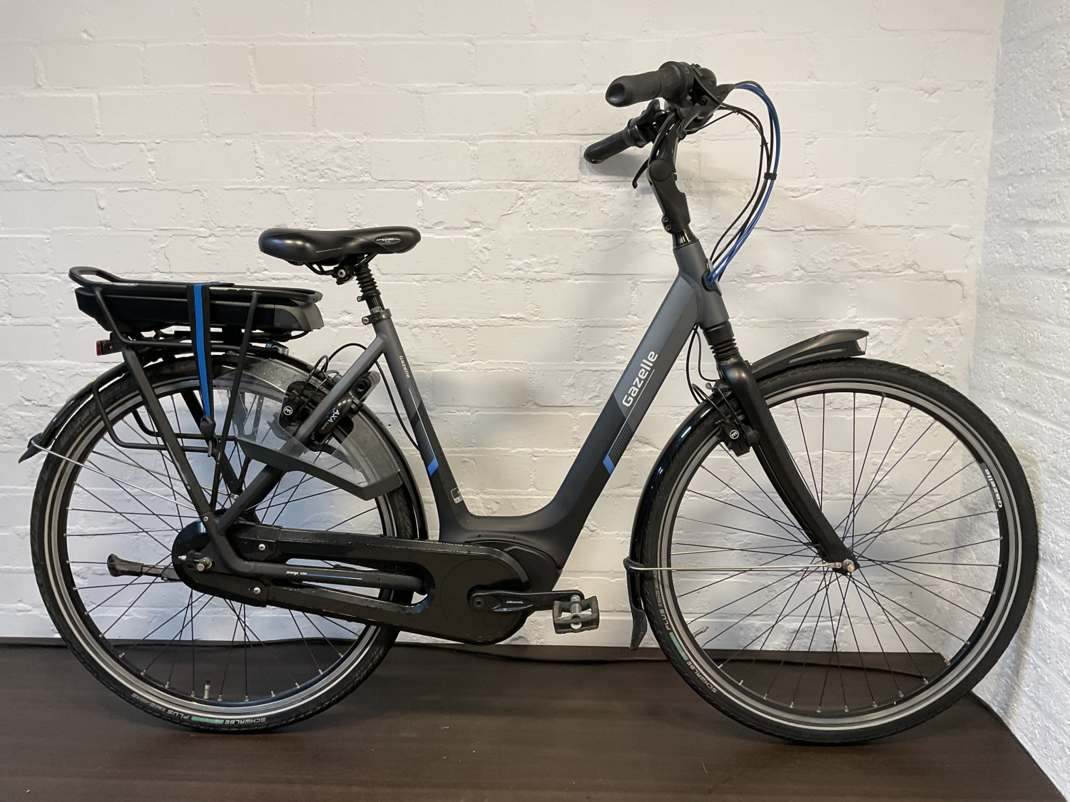 Gazelle Orange C310 HMB Dli53 NUV31