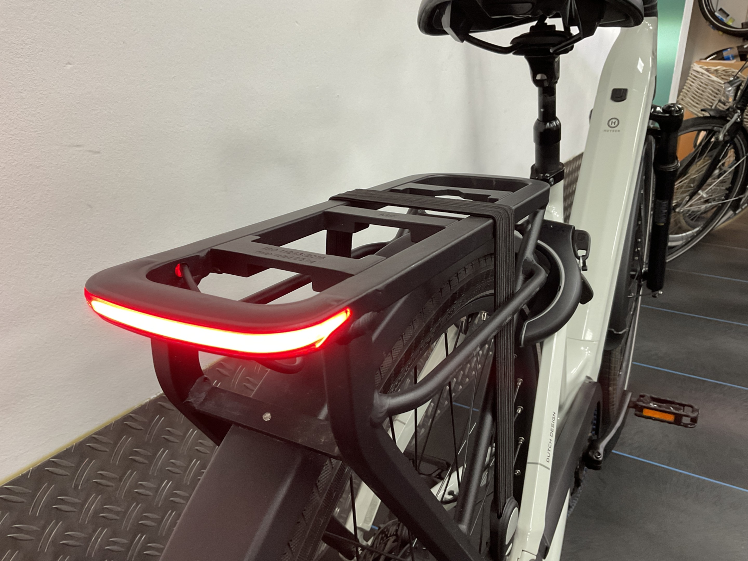 Huyser Ultremo N380 Belt D48 Ice Grey Elektrische Stadfietsen