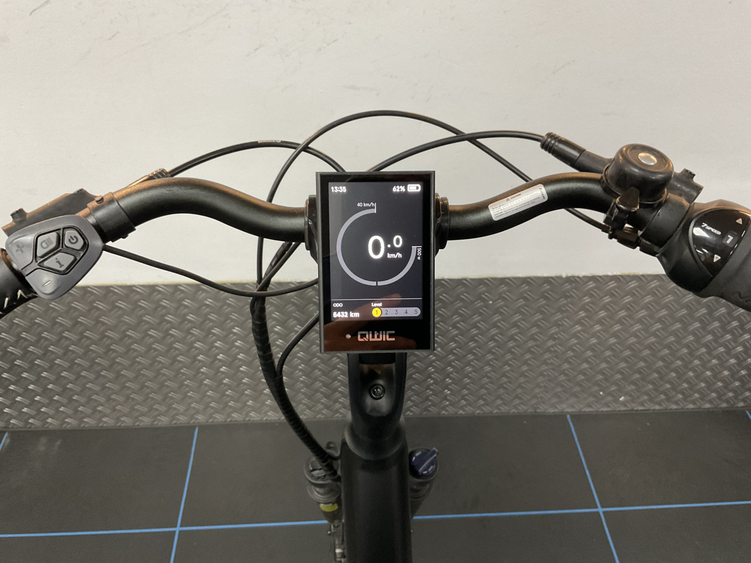 Qwic Premium I i-MN7+ Dli46 N7