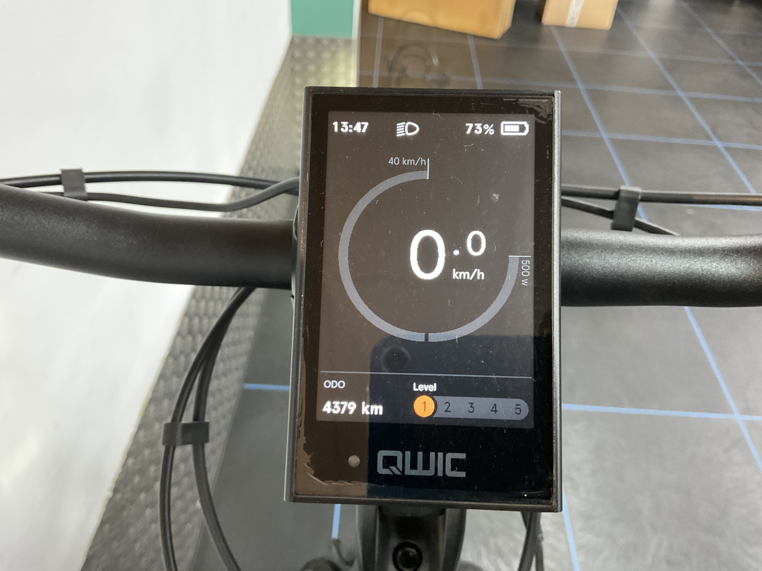 Qwic Premium MN7D+ Dli49 N7